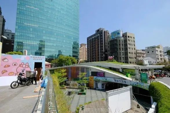 不是有森林的商業，都叫“公園式商業”