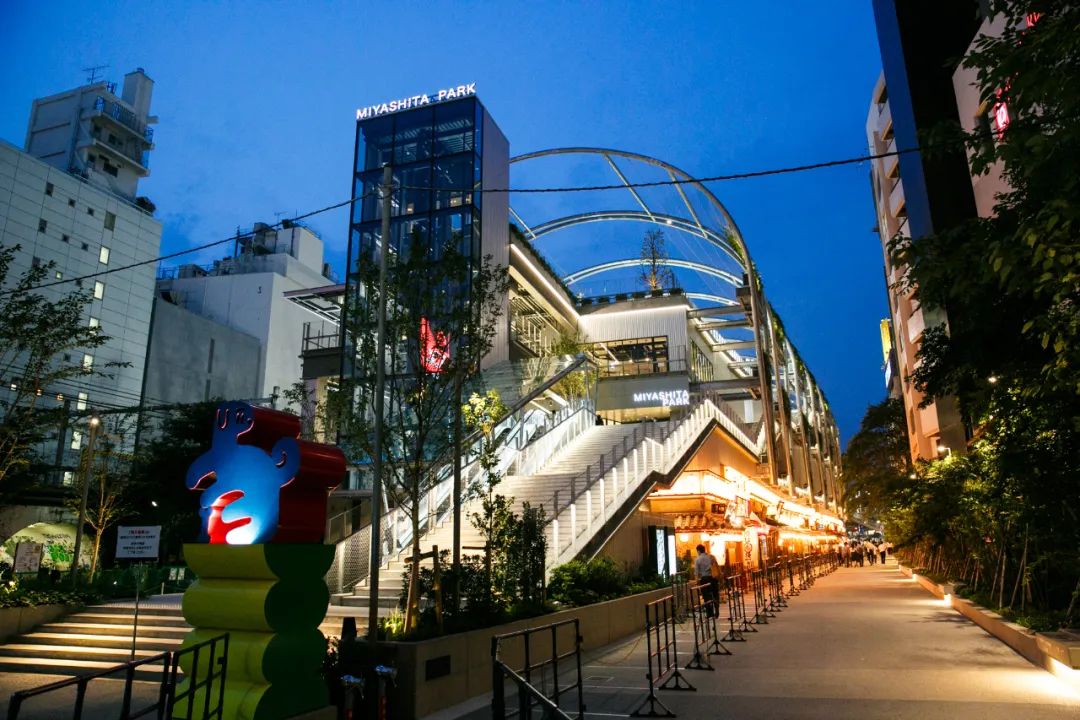 盤點商業屋頂空間“支棱起來”的N種方式！