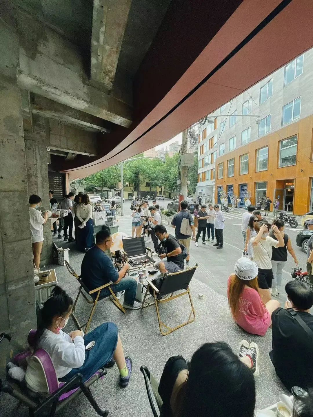 安福路被“玩壞”以后
