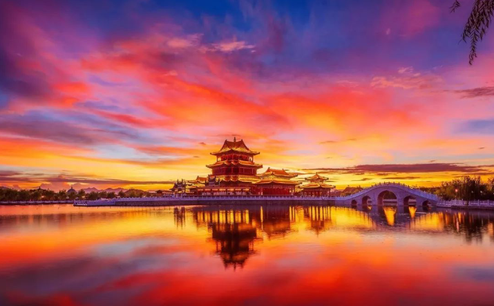 文旅融合新時代，沉浸式文旅發(fā)展的趨勢及未來新思考