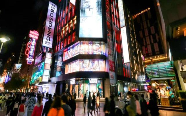 商場玩夜經濟，并不是簡單的往盒子里添加相關夜生活項目！