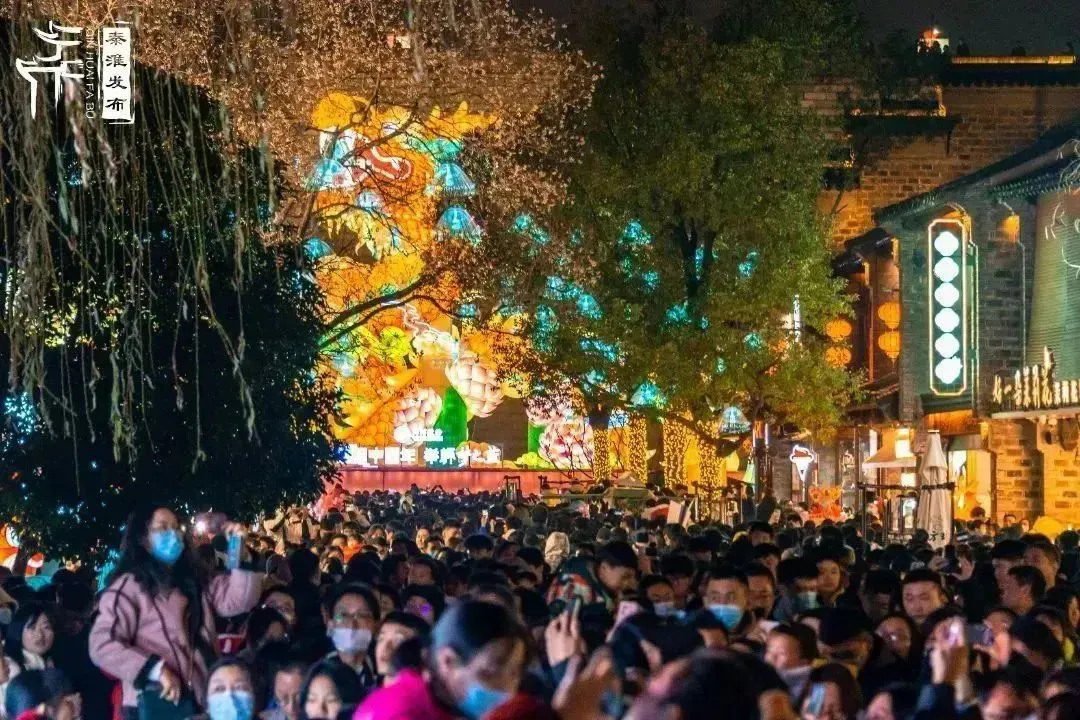 這屆年輕人，不愿花錢買票逛景區了