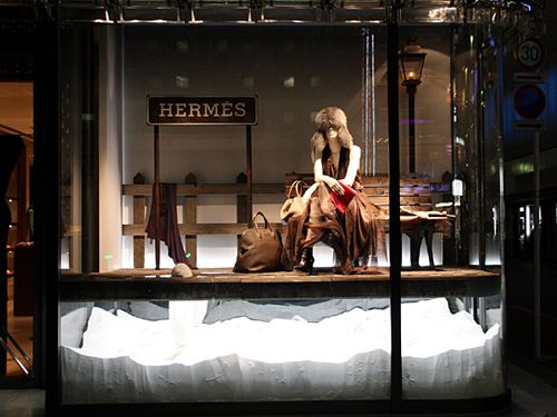 Uniqlo×Lemaire系列火爆 為何快時尚聯手大牌這么火