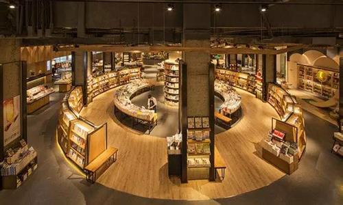 中國實體書店迎來春天？要體驗更要細分