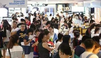 日媒：中國試圖依靠增稅阻止民眾海外買買買