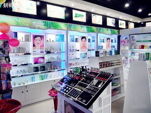 網紅當道 實體化妝品店還有出路嗎？