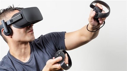 半數(shù)上市公司上半年虧損 VR火熱背后還需冷靜思考
