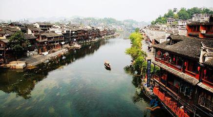 “低價(jià)團(tuán)”時(shí)代告終 旅游行業(yè)將如何洗牌