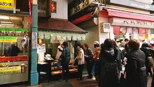 3平米小店年賺3億，只因做對這件事