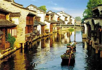 旅游特色小鎮(zhèn)建設需注重飲食、娛樂等特色旅游經(jīng)營