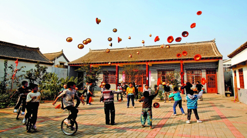 全國特色小鎮(zhèn)之河南樣本：中國雜技故里——濮陽東北莊