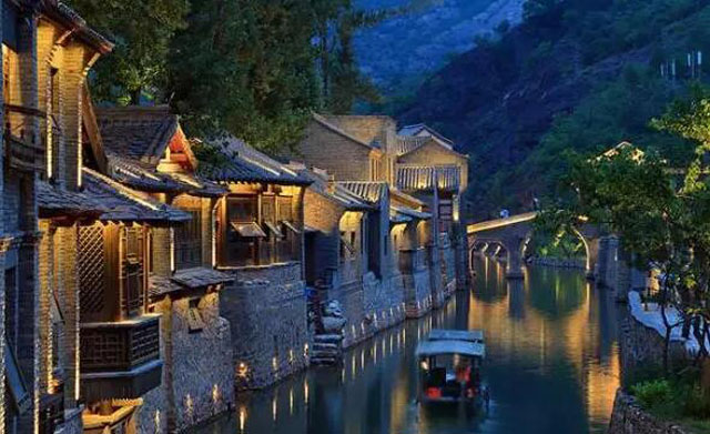 論談：特色小鎮一定需要“旅游和產業雙輪驅動”嗎？