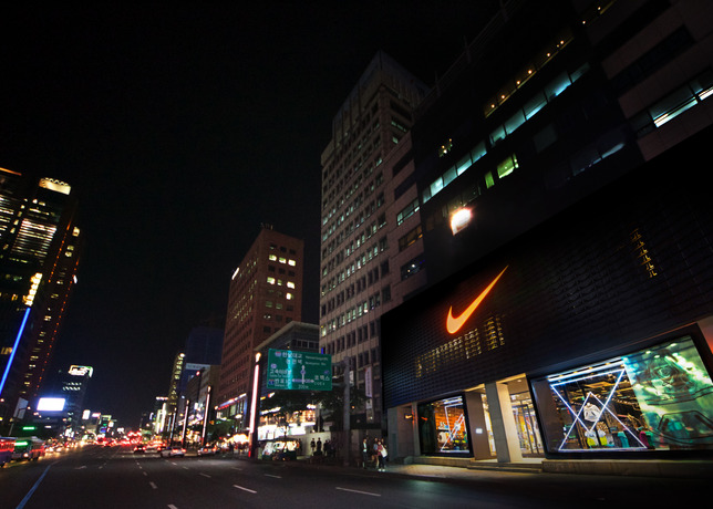 商品零售做成流量生意，Nike線上線下融合新案例啟示