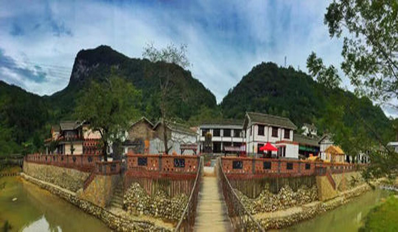 從“空心村”到特色小鎮的華麗轉身