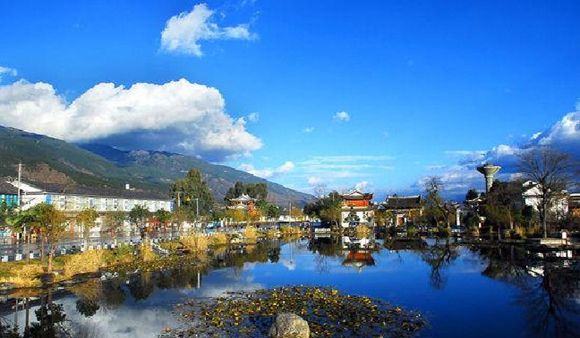 關于加快建設云南健康特色小鎮的若干思考
