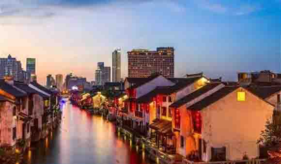 國家發(fā)改委：淘汰整改427個問題特色小鎮(zhèn)