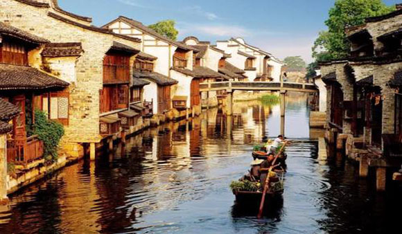 景區(qū)即小鎮(zhèn)型旅游特色小鎮(zhèn)：一樣的古鎮(zhèn)，不一樣的烏鎮(zhèn)