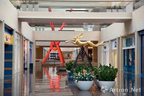 達拉斯的巨型封閉式購物中心Northpark Center展示的藝術品