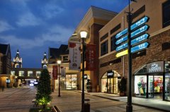 奧特萊斯增開十余家分店 為何不懼國內百貨業閉店潮？