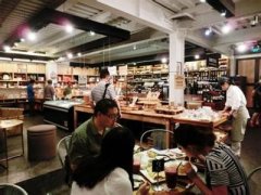 不相融 便相殺：為什么說超市與餐飲之間必有一戰？