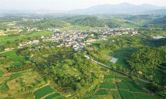 即墨特色農(nóng)業(yè)走向世界 打造農(nóng)機(jī)特色小鎮(zhèn)