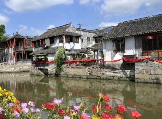 “特色小鎮”接連失敗，農村旅游開發如何做？