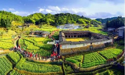 “特色小鎮”接連失敗，農村旅游開發如何做？
