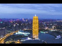為了吸引年輕人，購物中心都開了哪些“奇奇怪怪”的店？