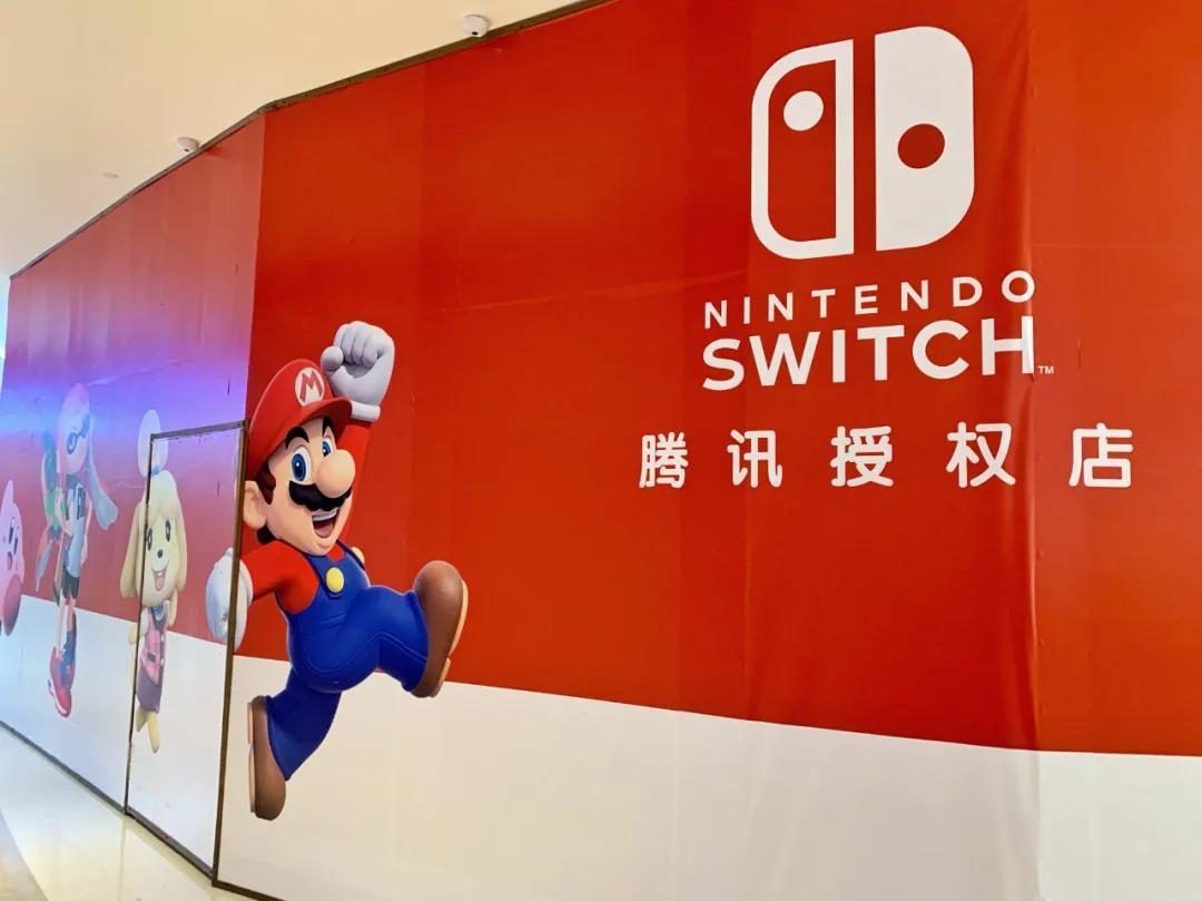 為了吸引年輕人，購(gòu)物中心都開(kāi)了哪些“奇奇怪怪”的店？