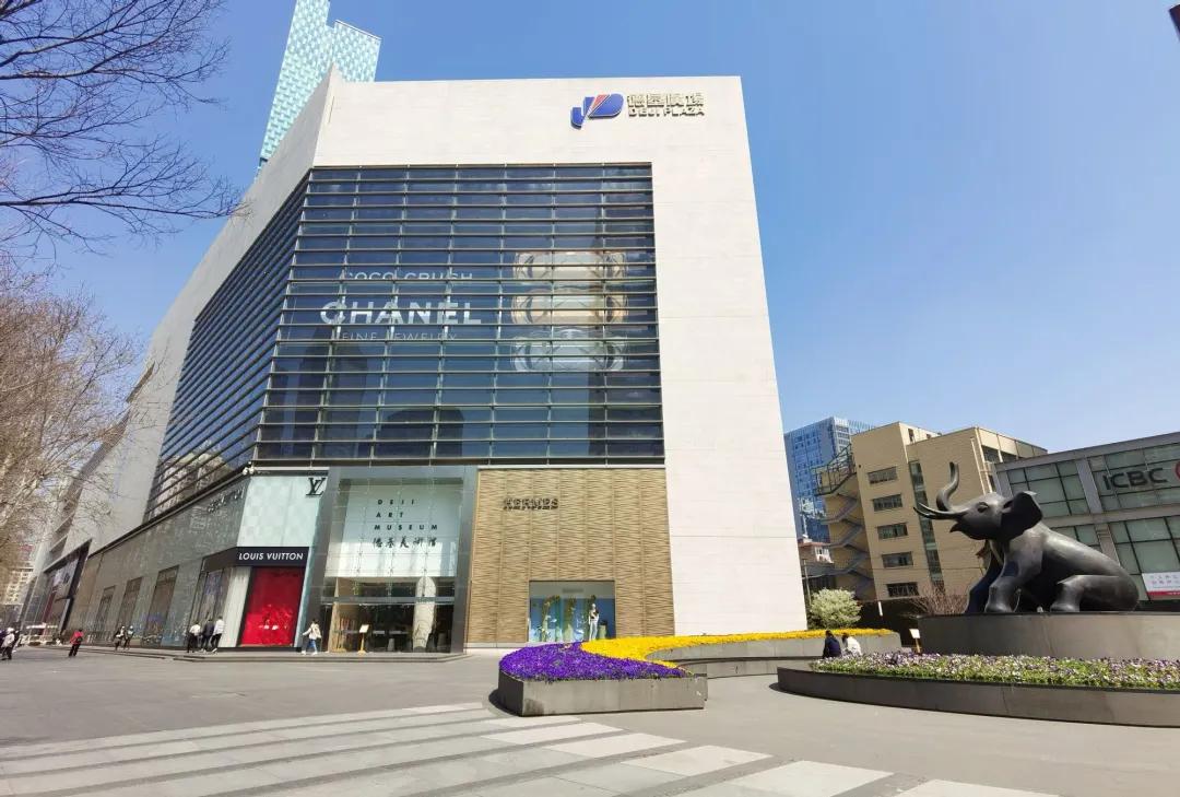 商業爛尾樓，德基、寶能們是如何“啃”下來的？
