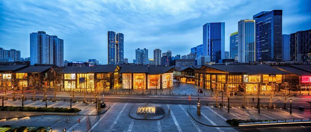 成為城市微度假地標，街區商業怎么就突然“火”了？