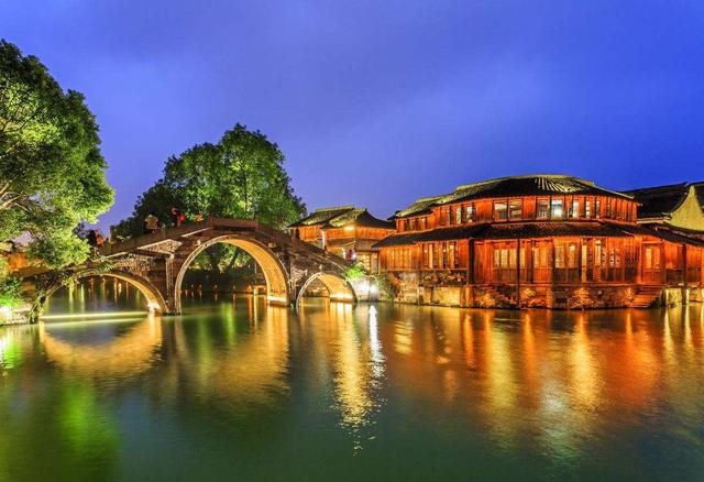 房企生存發(fā)展模式正在劇變，命運(yùn)分岔口文旅地產(chǎn)何去何從？