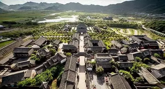 小鎮(zhèn)開發(fā)如何突破建造模式的小鎮(zhèn)思維？