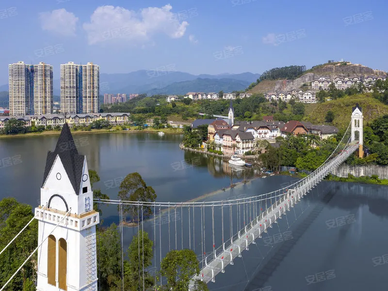 把山寨硬做成了網紅，看一個2萬方文旅街區如何帶火一個小鎮？